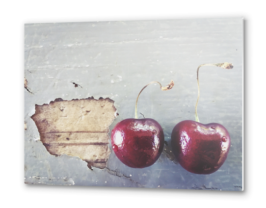 fresh cherry on the wooden table Metal prints by Timmy333