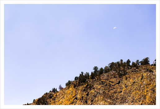 Moon and mountain with clear blue sky at Lake Tahoe, California, USA Art Print by Timmy333