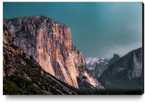 Mountains with blue sky at Yosemite national park California USA Canvas Print by Timmy333